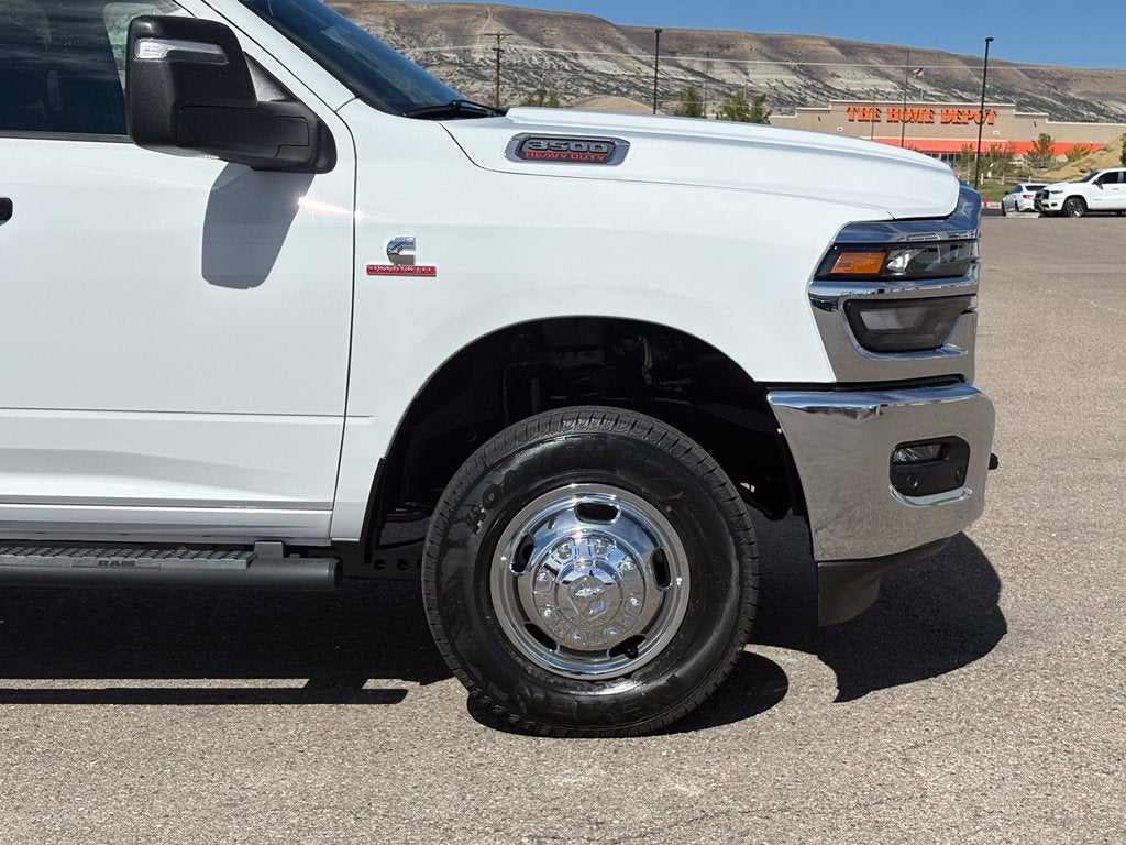 2027 RAM 3500 Tradesman DRW