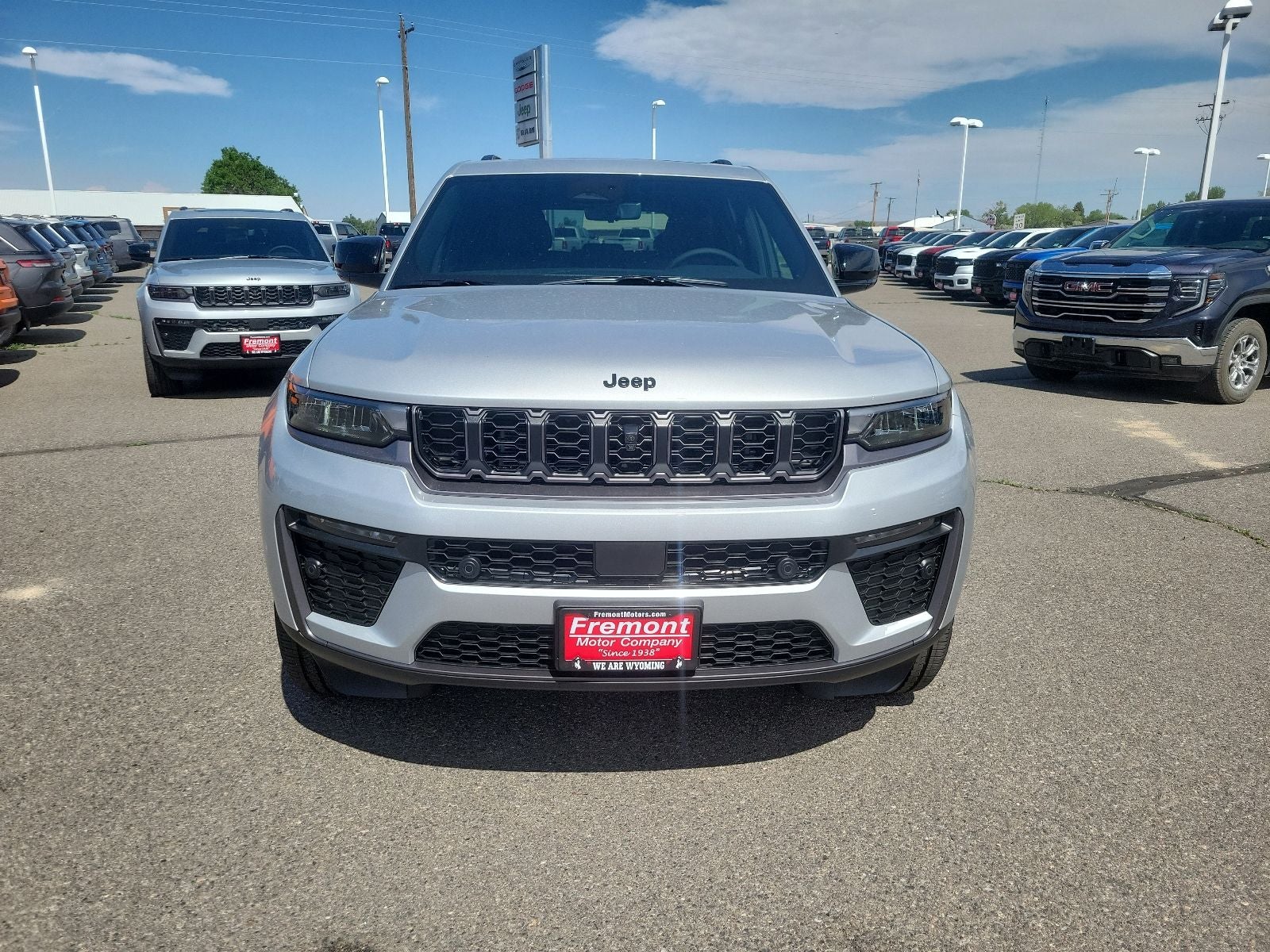 2026 Jeep Grand Cherokee 85th Anniversary Edition