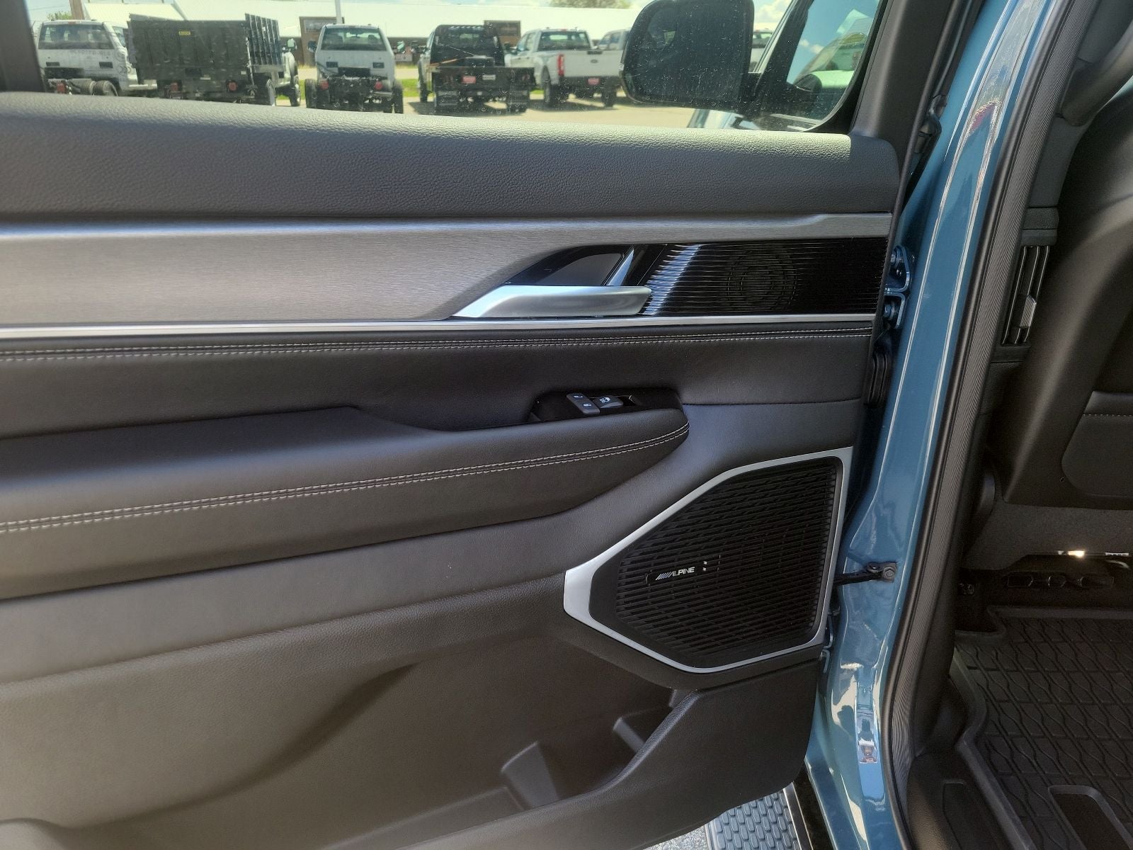 2026 Jeep Grand Wagoneer Upland