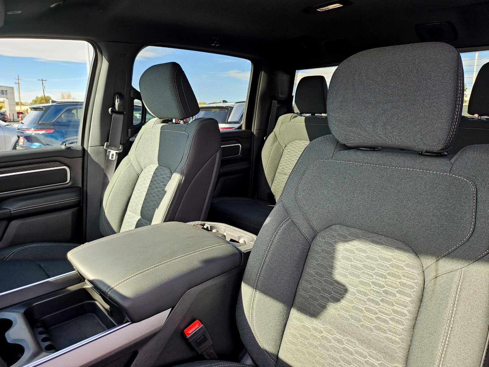 2027 RAM 1500 1500 BIG HORN CREW CAB 4X4 5'7' BOX