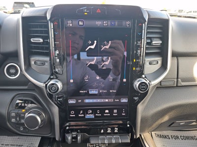 2027 RAM 1500 1500 BIG HORN CREW CAB 4X4 5'7' BOX