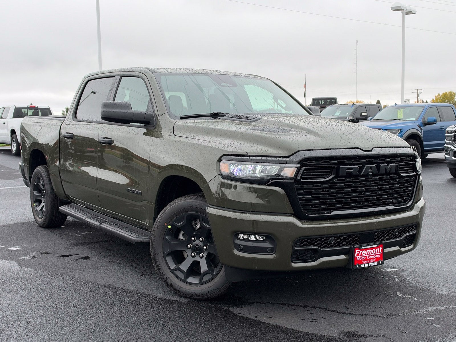 2027 RAM 1500 1500 EXPRESS CREW CAB 4X4 5'7' BOX