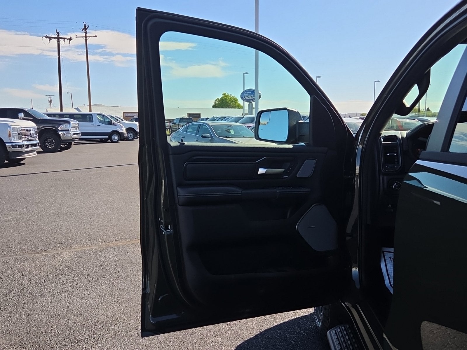 2027 RAM 1500 1500 REBEL CREW CAB 4X4 5'7' BOX