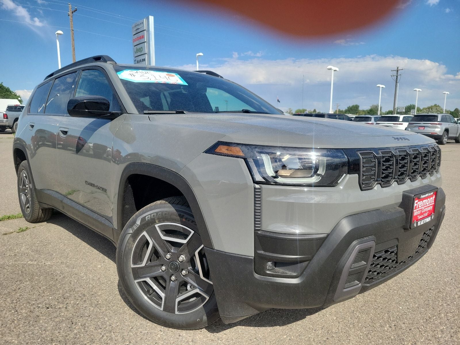 2026 Jeep Cherokee Laredo