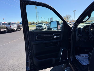 2027 RAM 3500 RAM 3500 LARAMIE CREW CAB 4X4 8' BOX