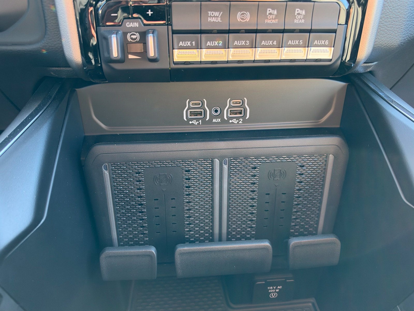 2027 RAM 3500 RAM 3500 LARAMIE CREW CAB 4X4 8' BOX