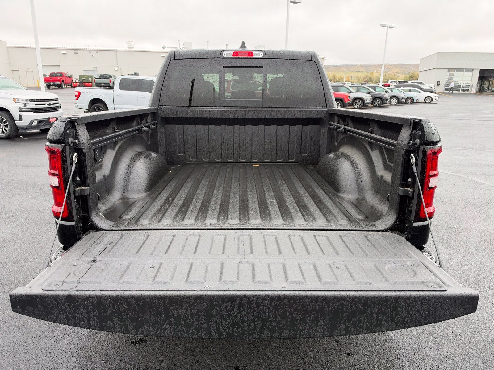 2027 RAM 1500 1500 BIG HORN CREW CAB 4X4 5'7' BOX