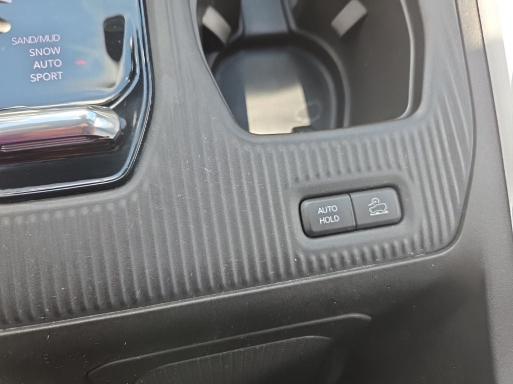 2026 Jeep Cherokee Laredo Hybrid