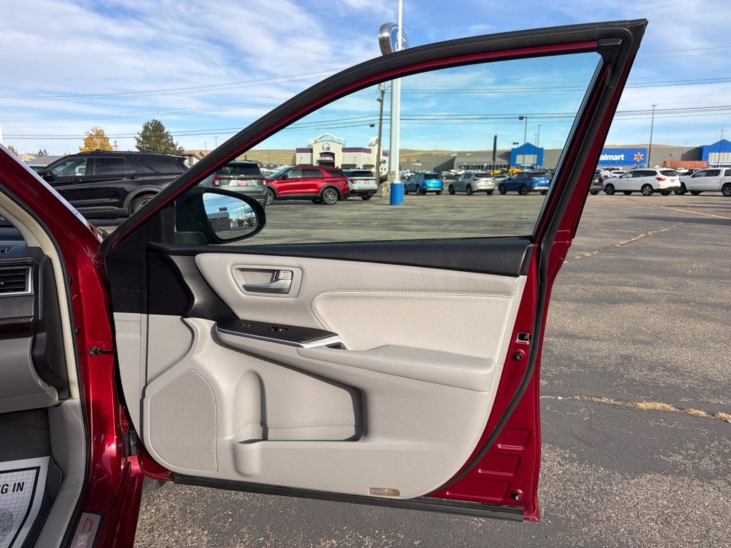 2017 Toyota Camry XLE