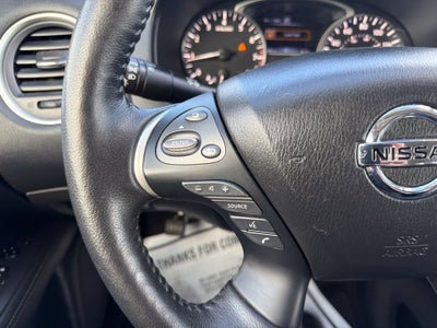 2020 Nissan Pathfinder SL