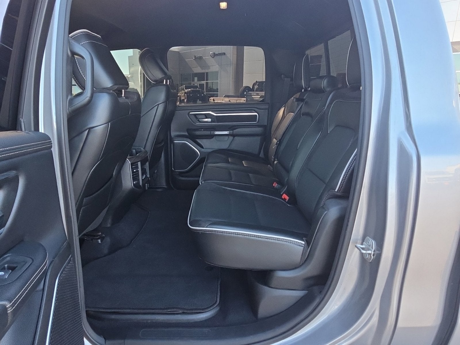 2025 RAM 1500 Laie Crew Cab 4x4 5'7' Box