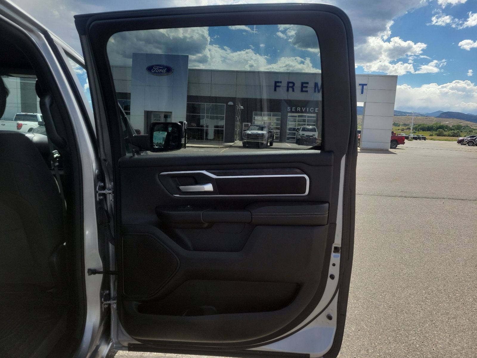 2023 RAM 1500 Big Horn/Lone Star