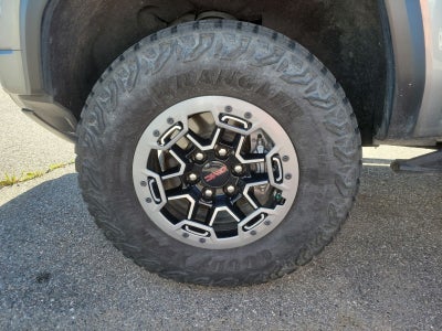 2023 GMC Canyon AT4X