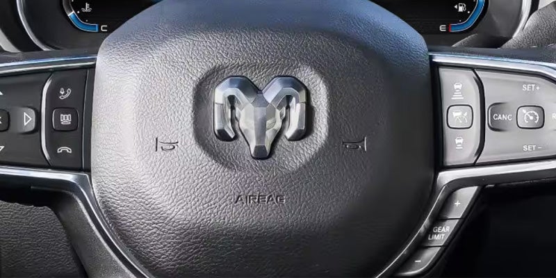 3500 pickup truck steering wheel